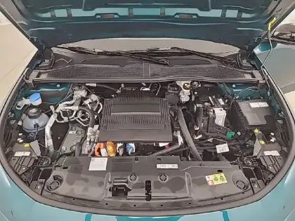 Photo 92 Peugeot 308  Electrique 55 kWh 156ch