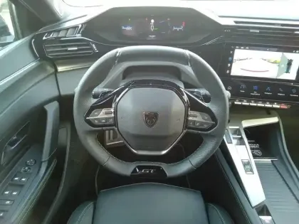 Photo 8 Peugeot 308  Electrique 55 kWh 156ch