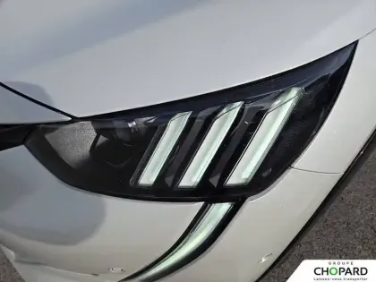 Photo 26 Peugeot 208 Gén. II Ph1 NG GT 5