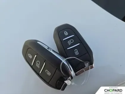 Photo 98 Peugeot 208  Electrique 50 kWh 136ch