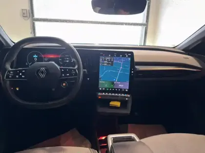 Photo 10 Renault Megane  E-Tech EV40 130ch standard charge