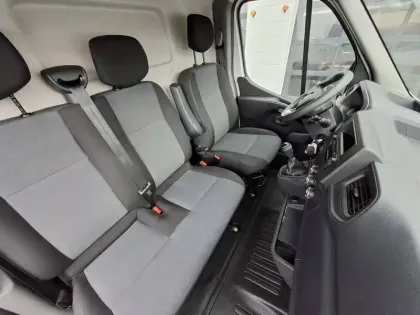 Photo 91 Renault Master  FGN TRAC F3500 L2H2 BLUE DCI 135