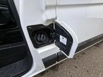 Photo 26 Renault Master  FGN TRAC F3500 L2H2 BLUE DCI 135