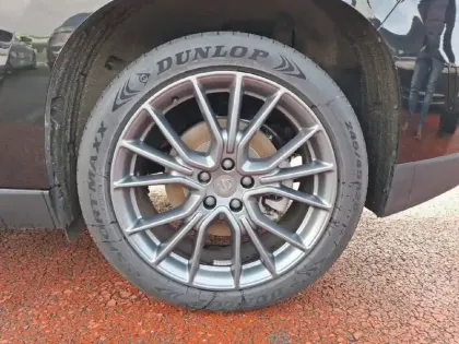 Photo 78 Leapmotor C10  REEV 28.4 kWh - 158 kW