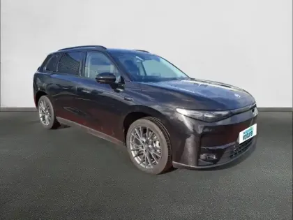 Photo 35 Leapmotor C10  REEV 28.4 kWh - 158 kW