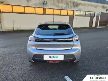 Photo 107 Peugeot 208  PureTech 75 S&S BVM5