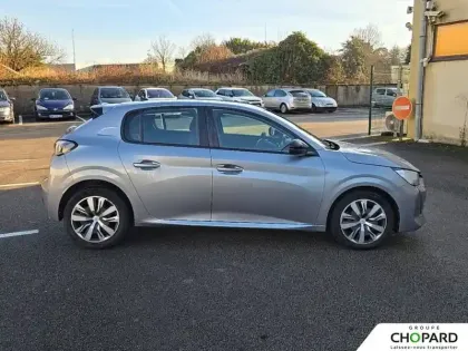 Photo 109 Peugeot 208  PureTech 75 S&S BVM5