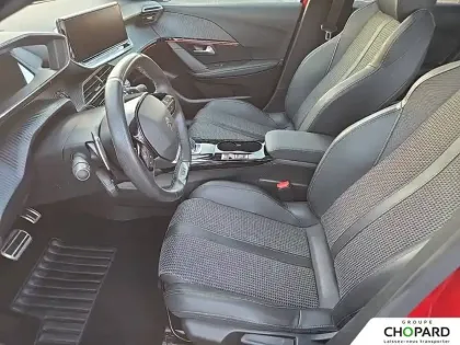 Photo 84 Peugeot 208  PureTech 130 S&S EAT8