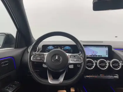 Photo 21 Mercedes GLA  200 d 8G-DCT