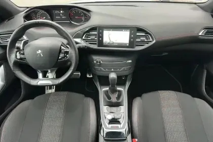 Photo 10 Peugeot 308  1.2 PureTech 130ch S&S EAT6