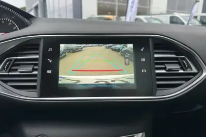 Photo 24 Peugeot 308  1.2 PureTech 130ch S&S EAT6