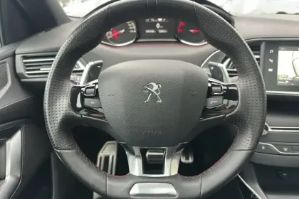 Photo 12 Peugeot 308  1.2 PureTech 130ch S&S EAT6