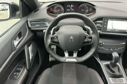 Photo 11 Peugeot 308  1.2 PureTech 130ch S&S EAT6