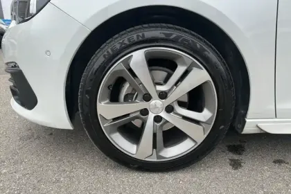 Photo 26 Peugeot 308  1.2 PureTech 130ch S&S EAT6