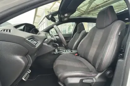 Photo 7 Peugeot 308  1.2 PureTech 130ch S&S EAT6