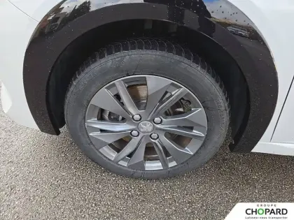 Photo 24 Peugeot 208  Electrique 50 kWh 136ch