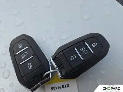 Photo 20 Peugeot 208  Electrique 50 kWh 136ch