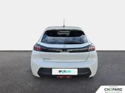 Photo 44 Peugeot 208  Electrique 50 kWh 136ch