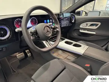 Photo 49 Mercedes CLA  200 8F-eDCT