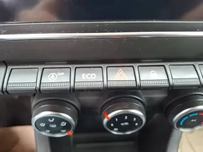 Photo 31 Renault Clio  TCe 90