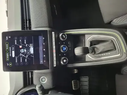 Photo 45 Renault Clio  E-Tech full hybrid 145 ch GSR2