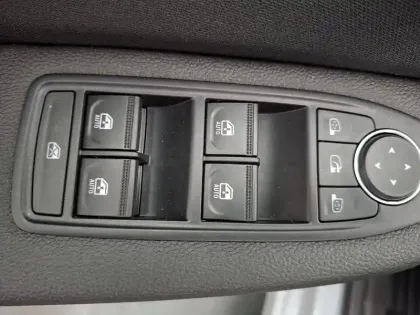 Photo 31 Renault Clio  E-Tech full hybrid 145 ch GSR2