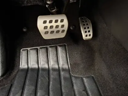 Photo 33 Renault Clio  E-Tech full hybrid 145 ch GSR2