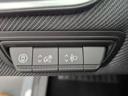 Photo 35 Renault Clio  E-Tech full hybrid 145 ch GSR2