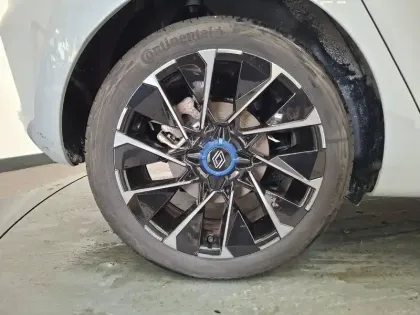 Photo 16 Renault Clio  E-Tech full hybrid 145 ch GSR2