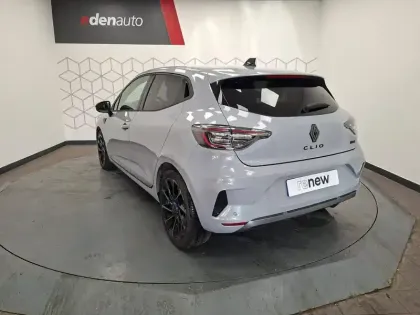 Photo 11 Renault Clio  E-Tech full hybrid 145 ch GSR2