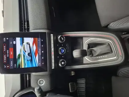 Photo 43 Renault Clio  E-Tech full hybrid 145 ch GSR2