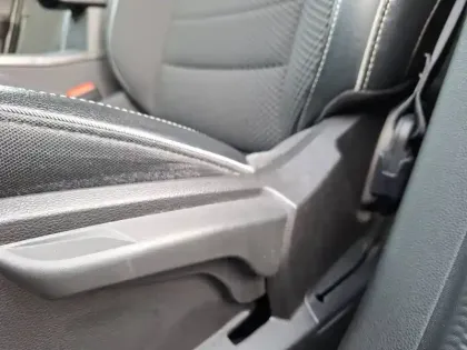 Photo 86 Renault Arkana  E-Tech hybride 145 - 22