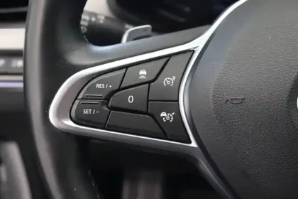 Photo 26 Renault Arkana  TCe 140 EDC FAP - 21B