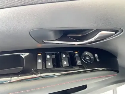 Photo 12 Hyundai Tucson  1.6 T-GDI 215 Hybrid BVA6