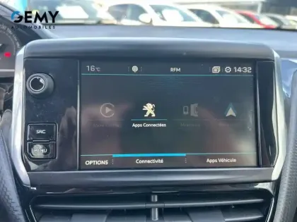 Photo 29 Peugeot 208 Gén. I Ph2 Signature 5