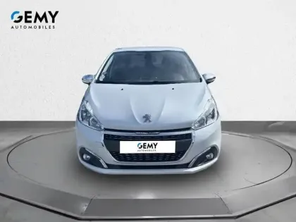 Photo 35 Peugeot 208  PureTech 82ch S&S BVM5 6.2 Evap