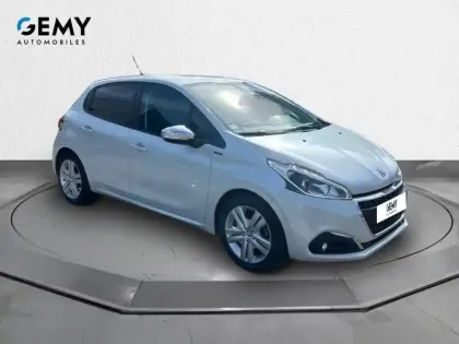 Photo 19 Peugeot 208 Gén. I Ph2 Signature 5