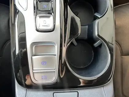 Photo 27 Hyundai Tucson  1.6 T-GDI 230 Hybrid BVA6