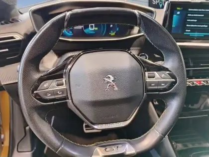 Photo 10 Peugeot 208  Electrique 50 kWh 136ch