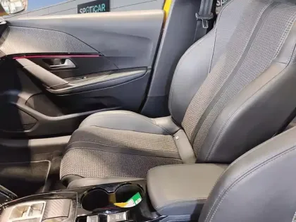 Photo 13 Peugeot 208  Electrique 50 kWh 136ch