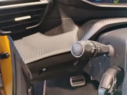 Photo 20 Peugeot 208  Electrique 50 kWh 136ch