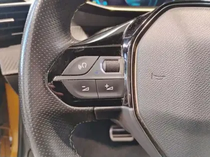 Photo 22 Peugeot 208  Electrique 50 kWh 136ch