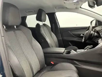 Photo 58 Peugeot 3008  Hybrid 225 e-EAT8