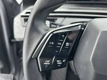 Photo 41 Peugeot 3008  Hybrid 145 e-DCS6