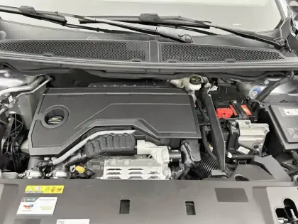 Photo 50 Peugeot 3008  Hybrid 145 e-DCS6