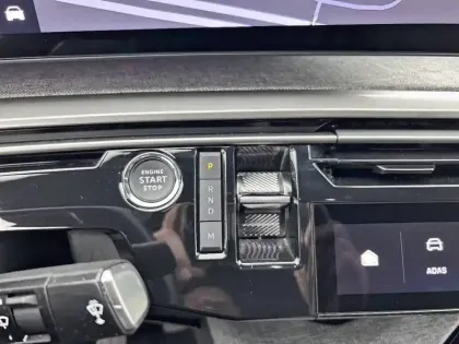 Photo 35 Peugeot 3008  Hybrid 145 e-DCS6