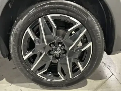 Photo 12 Peugeot 3008  Hybrid 145 e-DCS6