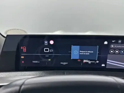 Photo 31 Peugeot 3008  Hybrid 145 e-DCS6