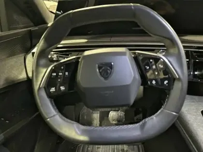 Photo 8 Peugeot 3008  Hybrid 145 e-DCS6