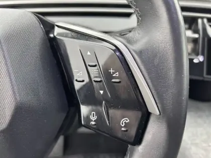 Photo 71 Peugeot 3008  Hybrid 145 e-DCS6